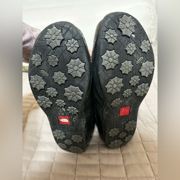 THE NORTH FACE Abby Women's Snow Boots Size 8.5 Sherpa Lined Prima Loft 200 Gram - Picture 6 of 7